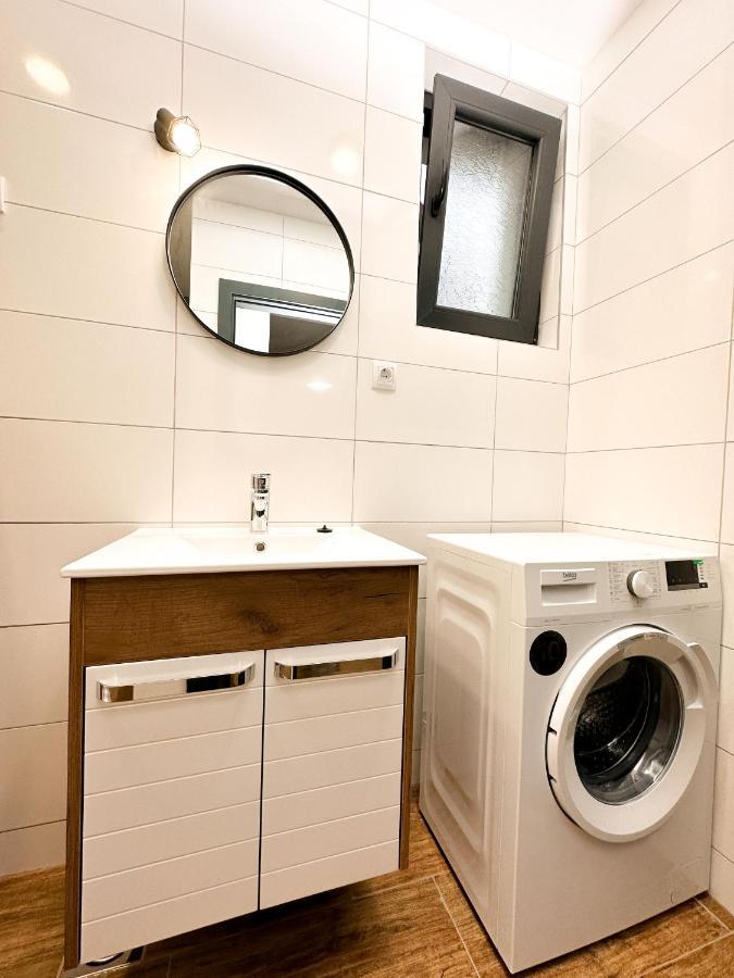 Kiko Apartmani Lux Zrenjanin Esterno foto